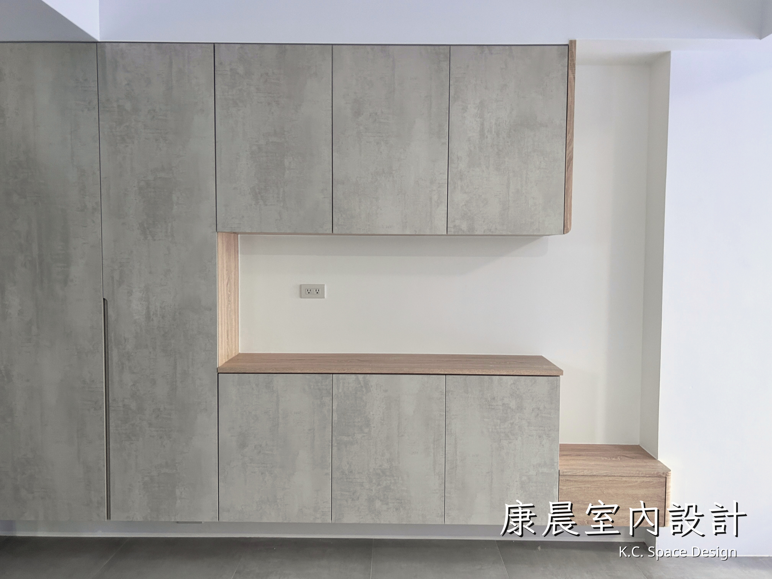 賴作品